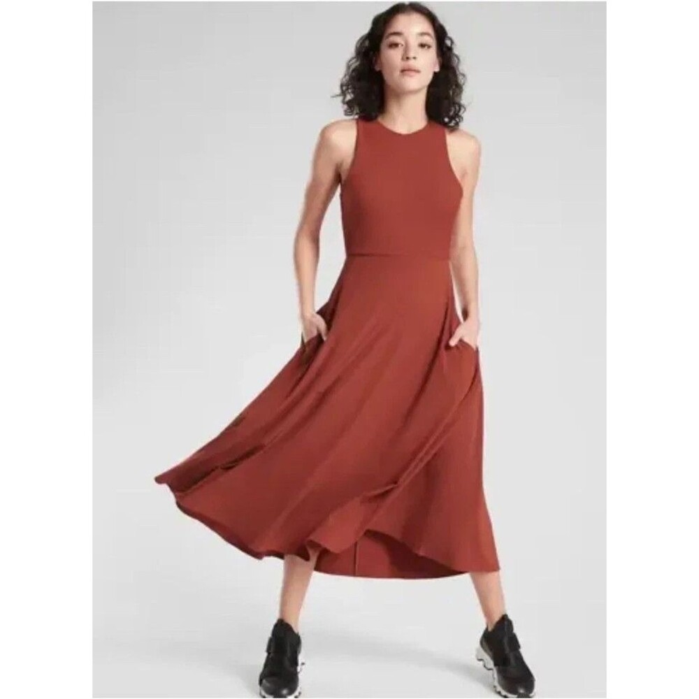 Athleta Winona Midi Support Dress M Hearth Rose Built In Bra Cups Pockets